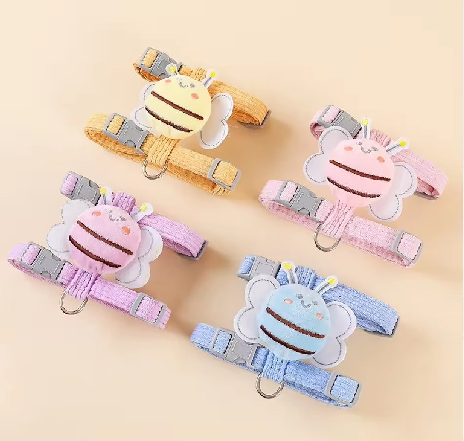 Kitten Harness Vest With Wing Decoration,